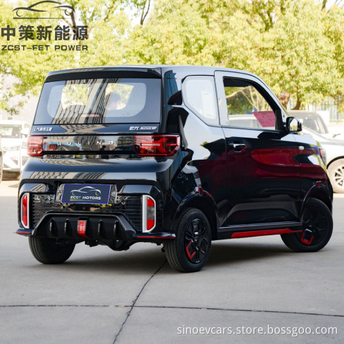 Wuling Mini EV 4 -колесный взрослый высокоскоростной автомобили с высокой скоростью EV, изготовленные в Китае